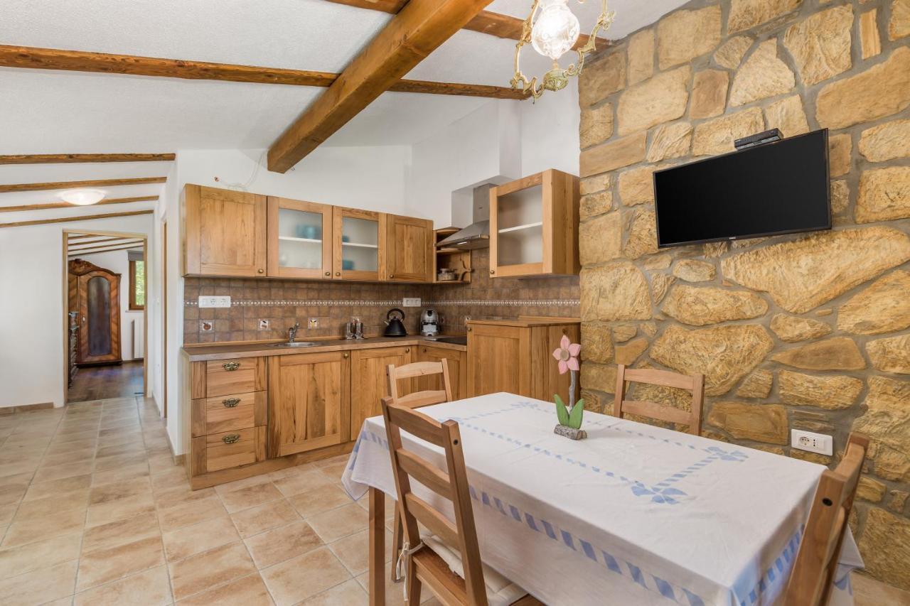 Rona Apartment & Rooms Mea Vista 부젯 외부 사진