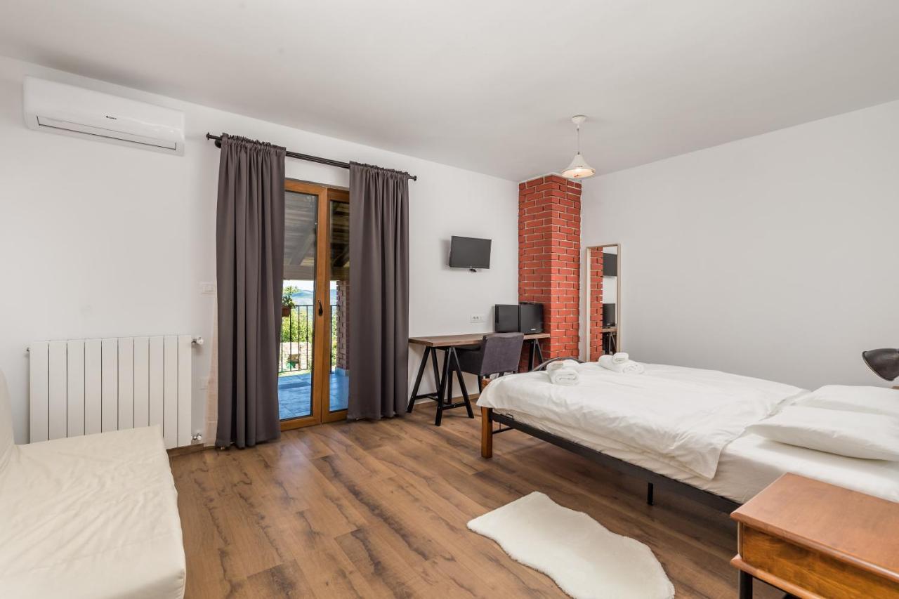 Rona Apartment & Rooms Mea Vista 부젯 외부 사진